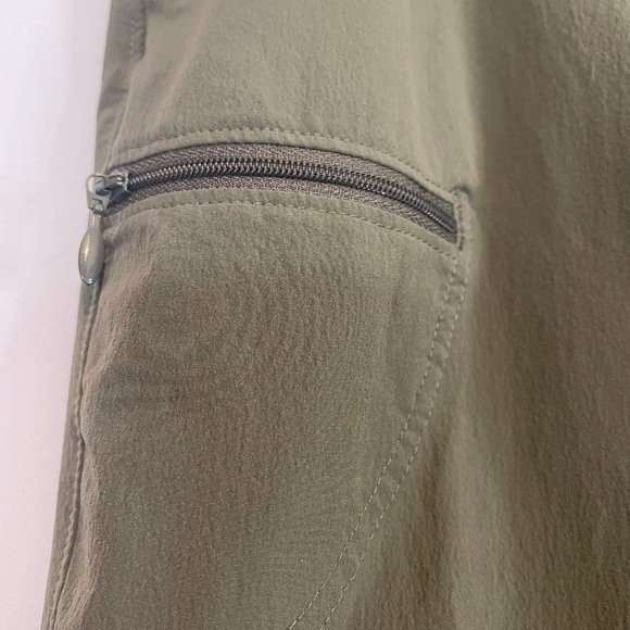 Gander Mtn. Green Outdoor Crop Pants - Picture 5 of 13